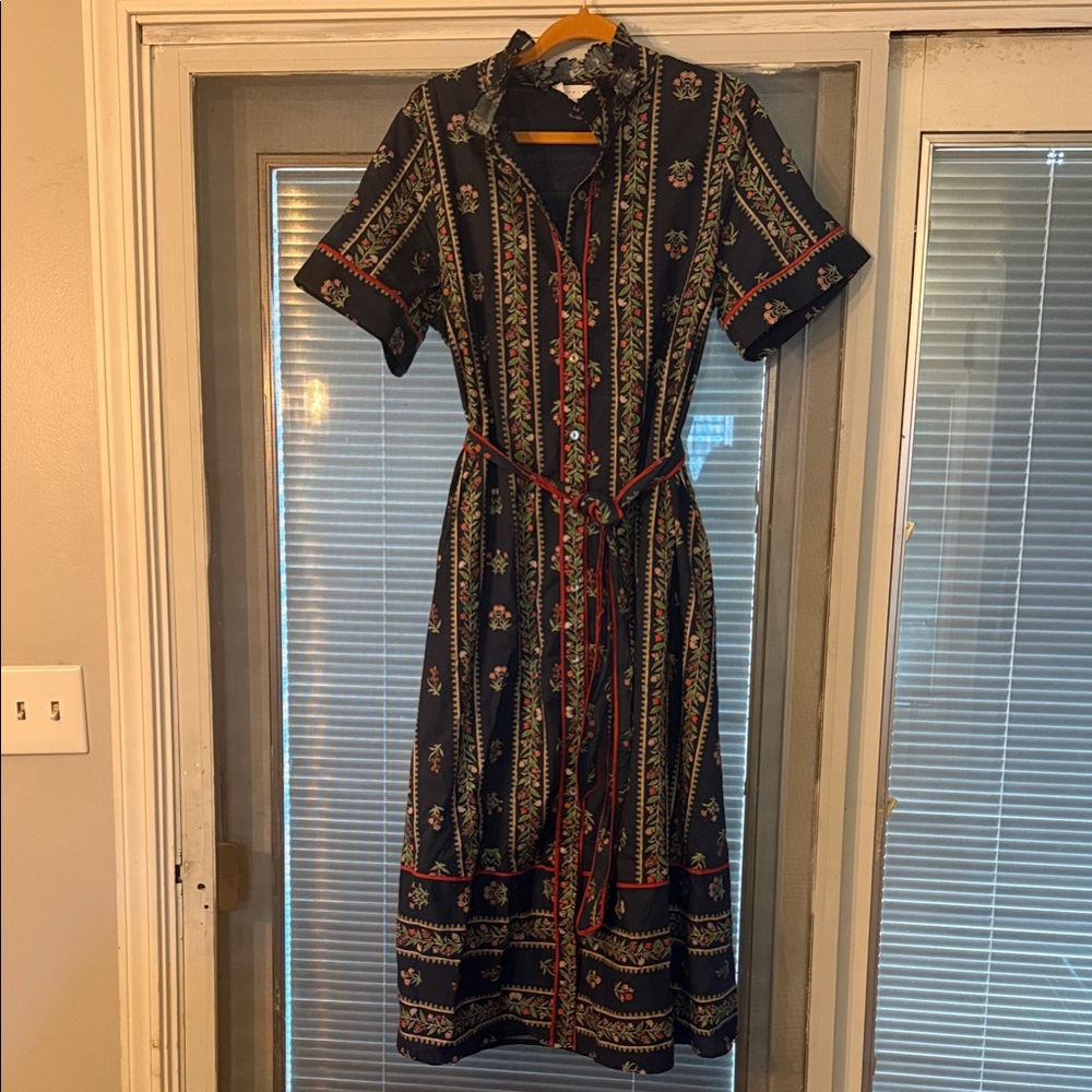 Entro Navy and Red Floral Midi Dress